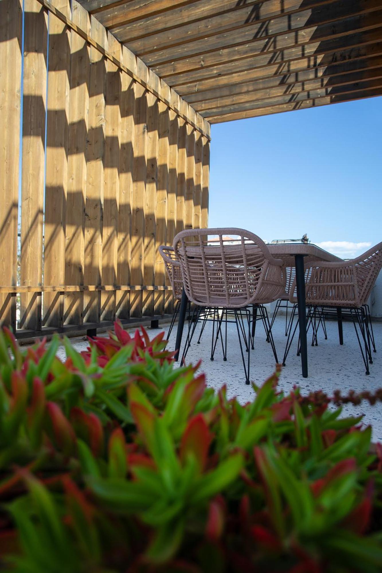 Aonia Luxurious Modern Boutique Apartments Chalkís Exterior foto